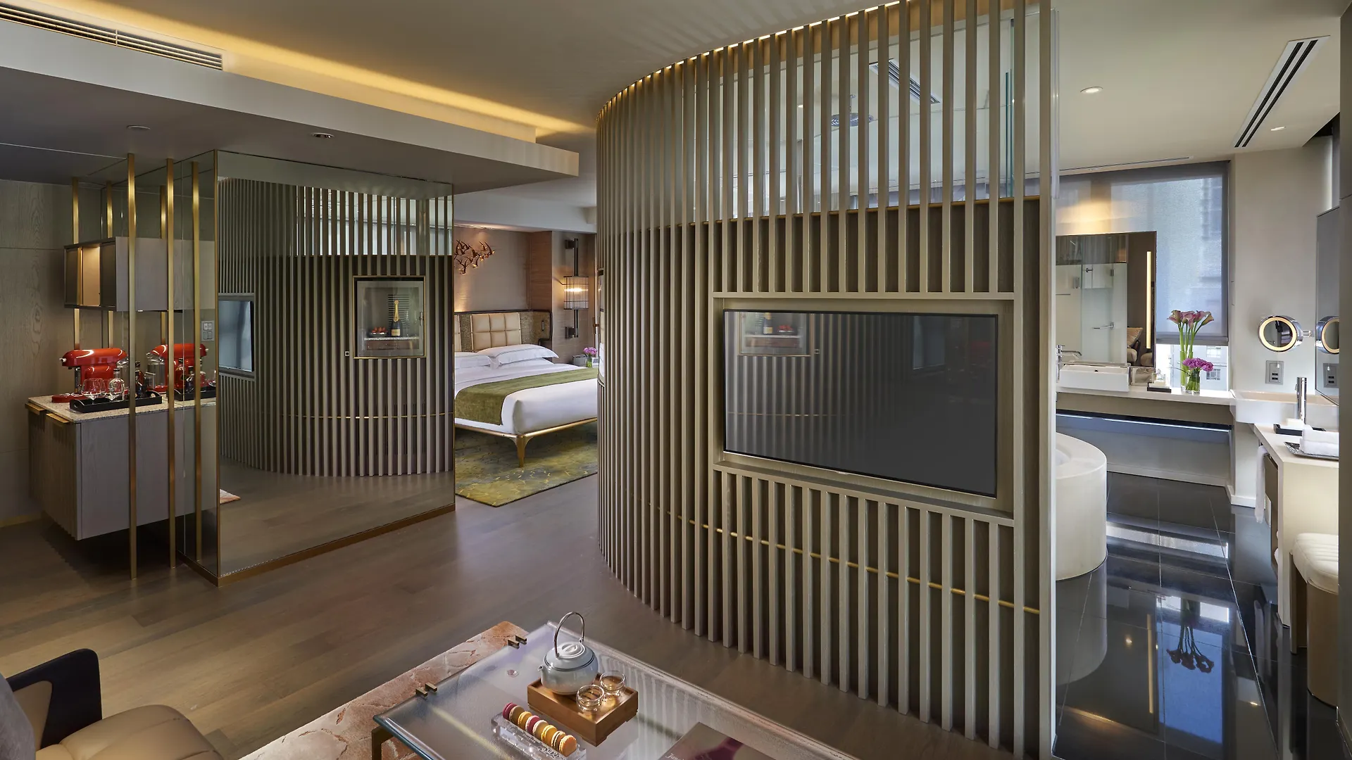 The Landmark Mandarin Oriental Hong Kong