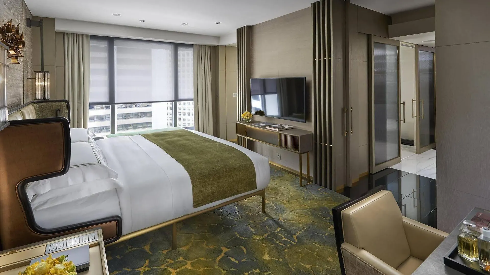 The Landmark Mandarin Oriental Hong Kong 5*,